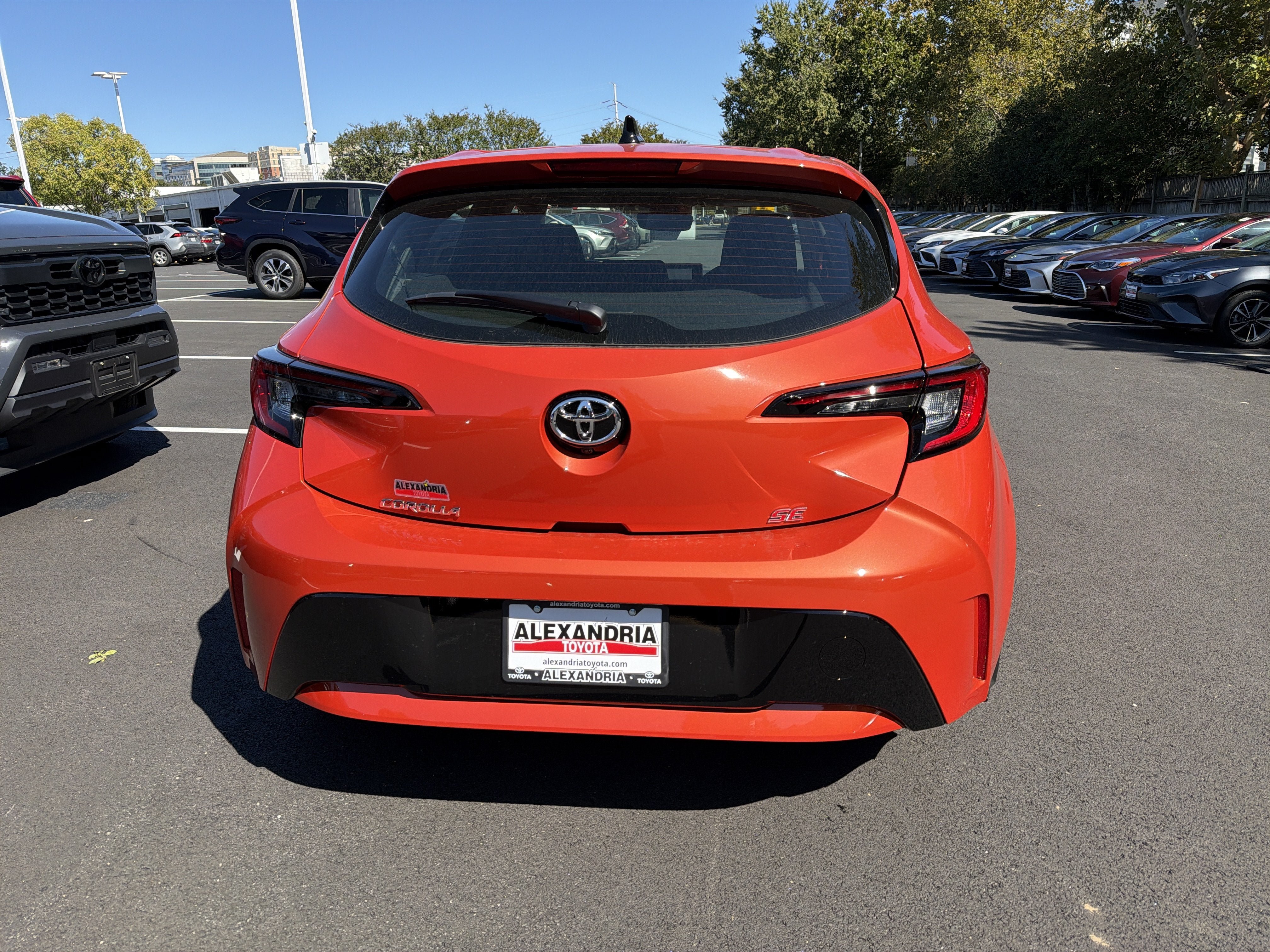 New 2027 Toyota Corolla SE FWD image 5