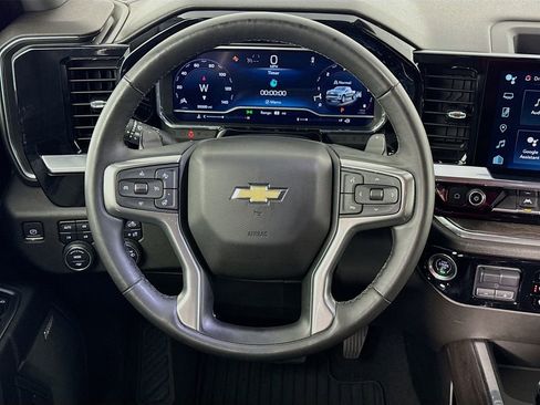 Used 2023 Chevrolet Silverado 1500 LTZ w/ Z71 Off-Road Package image 34