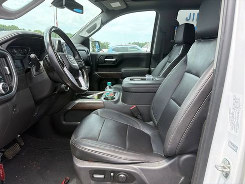 Used 2021 GMC Sierra 1500 SLT w/ SLT Premium Plus Package AWD/4WD image 3