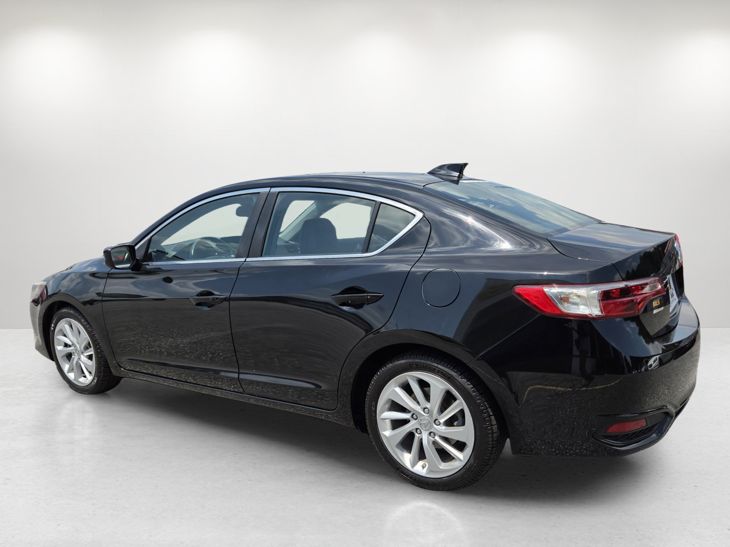Used 2018 Acura ILX FWD image 7