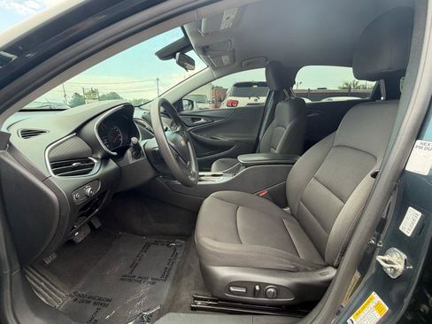 Used 2020 Chevrolet Malibu LT FWD image 11