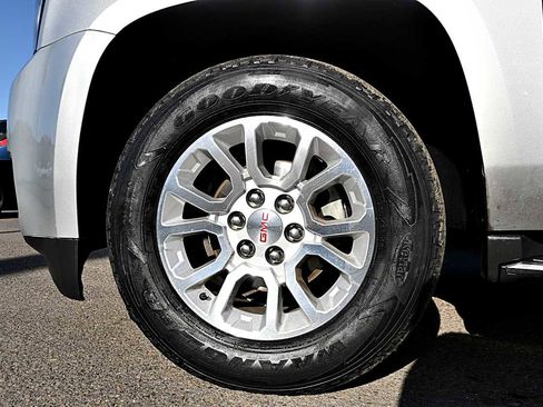 Used 2016 GMC Yukon SLT w/ Open Road Package image 11