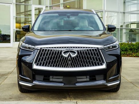 Certified 2026 INFINITI QX60 Luxe w/ Family Package AWD/4WD image 7
