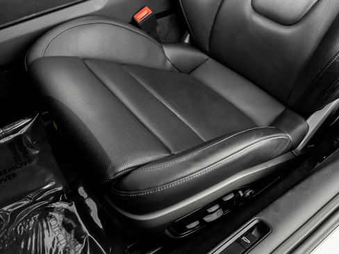 Used 2022 Porsche 911 Turbo S image 29