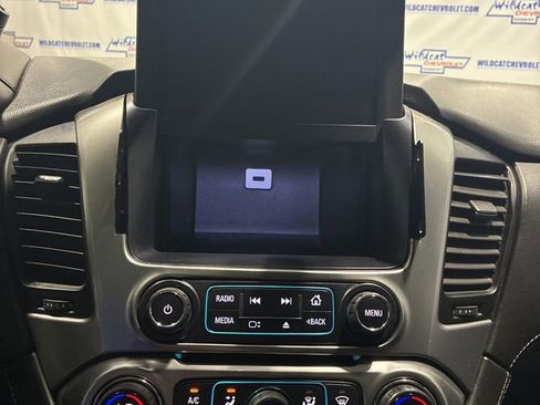 Used 2020 Chevrolet Tahoe 2WD image 28