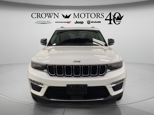 Used 2023 Jeep Grand Cherokee Limited AWD/4WD image 10