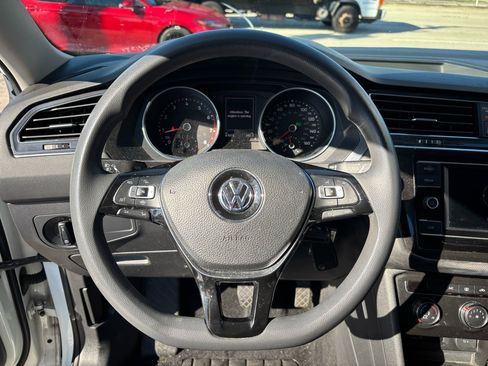 Used 2019 Volkswagen Tiguan S w/ Driver Assistance Package image 10