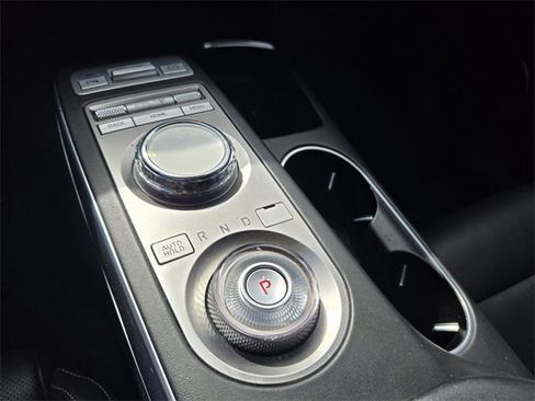 Used 2023 Genesis GV70 2.5T w/ Select Package image 19