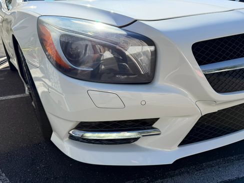 Used 2013 Mercedes-Benz SL 550 image 6