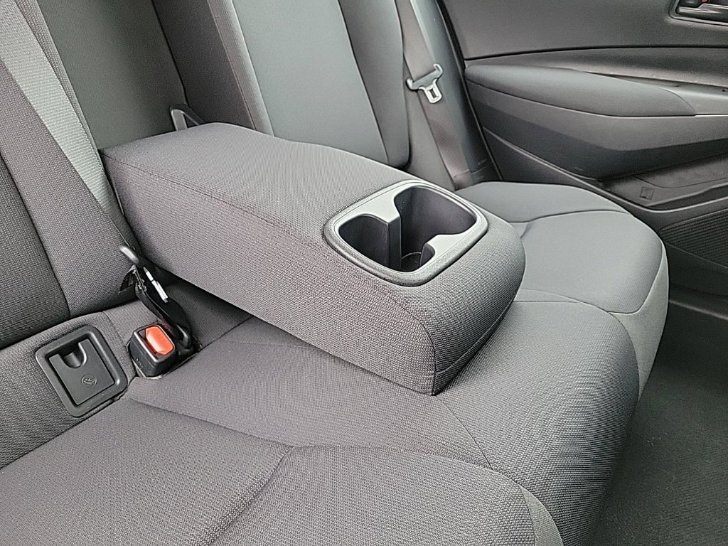 Used 2024 Toyota Corolla LE FWD image 14