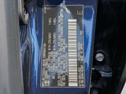 Used 2017 Lexus LX 570 4WD w/ Luxury Package image 20