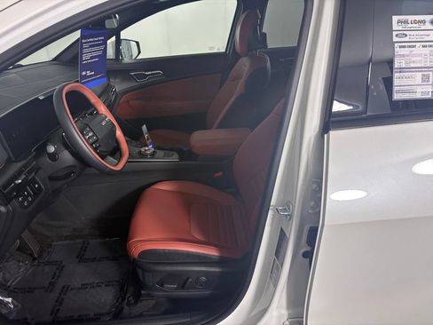 Used 2026 Kia Sportage SX Prestige AWD/4WD image 12