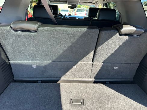 Used 2015 GMC Yukon SLT image 19