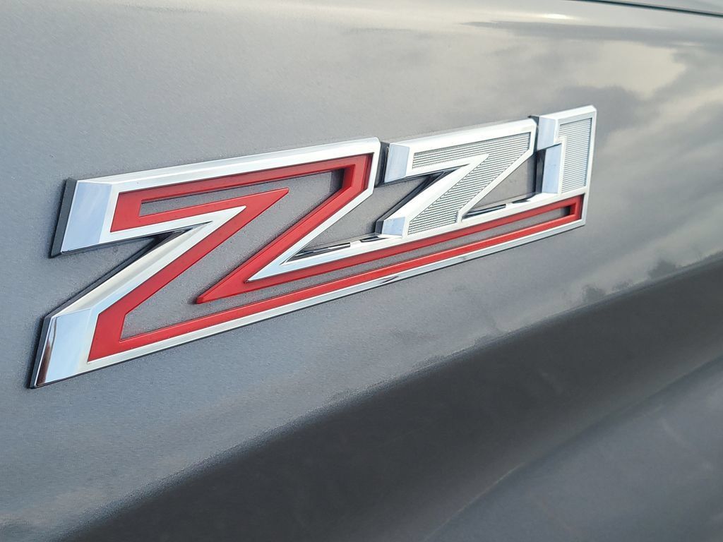 Used 2020 Chevrolet Silverado 1500 LT w/ All-Star Edition AWD/4WD image 7