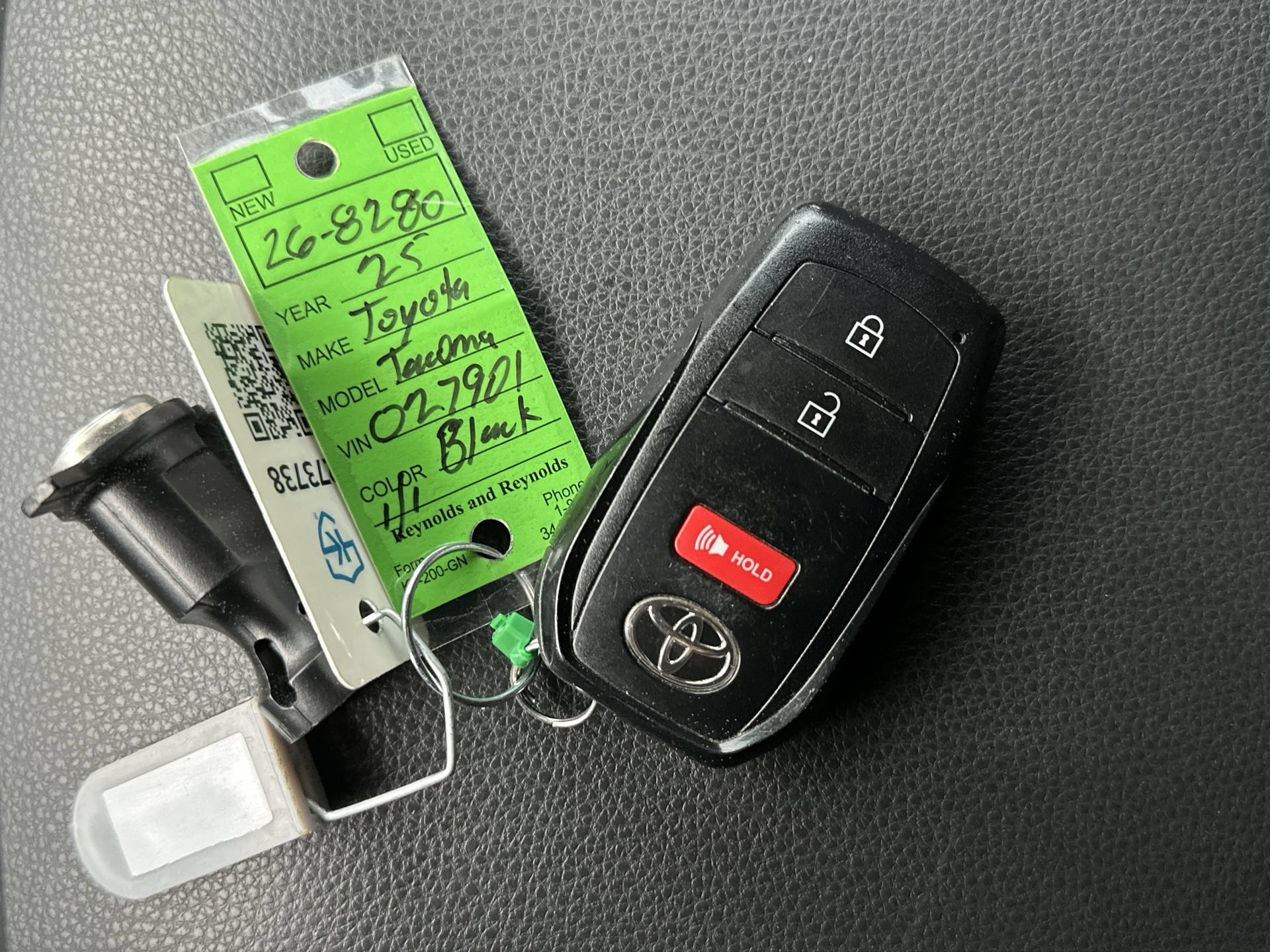 Used 2025 Toyota Tacoma SR5 RWD image 22
