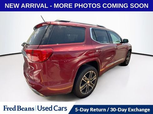 Used 2019 GMC Acadia Denali w/ Technology Package AWD/4WD image 11