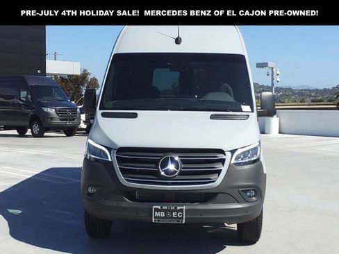 New 2024 Mercedes-Benz Sprinter 2500 image 3