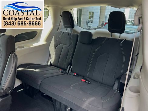 Used 2023 Chrysler Voyager LX FWD image 19