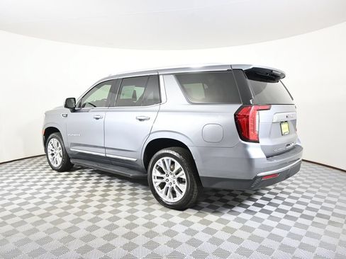 Used 2021 GMC Yukon SLT w/ SLT Luxury Plus Package AWD/4WD image 4