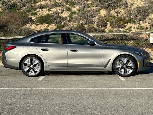 Used 2025 BMW i4 eDrive40 w/ Premium Package image 6