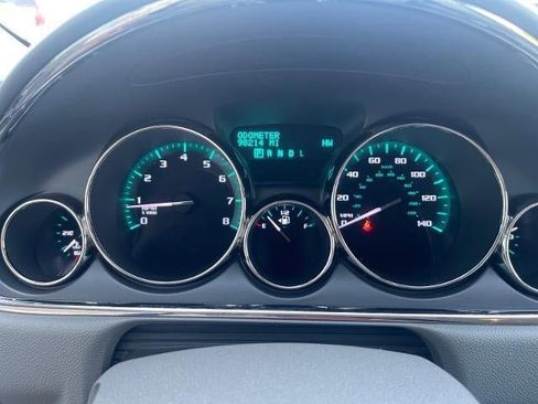 Used 2017 Buick Enclave Leather FWD image 10