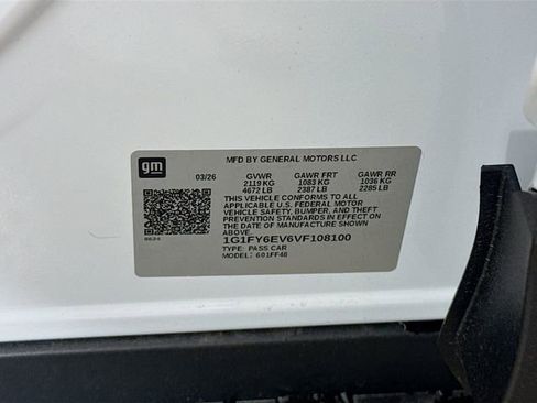 New 2027 Chevrolet Bolt LT w/ Comfort Package FWD image 36