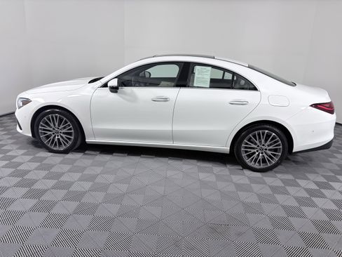 Used 2025 Mercedes-Benz CLA 250 4MATIC image 5