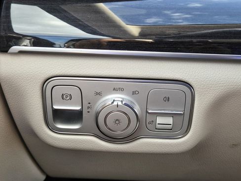 Used 2021 Mercedes-Benz GLE 350 4MATIC image 30