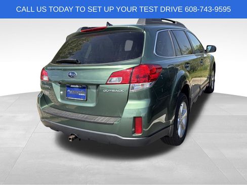 Used 2014 Subaru Outback 2.5i Limited w/ Moonroof Package AWD/4WD image 3