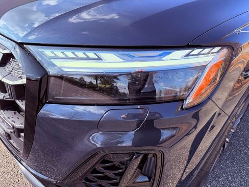 Used 2025 Audi SQ7 Prestige image 21