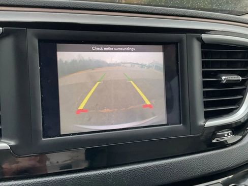 Used 2021 Chrysler Voyager Lxi image 41