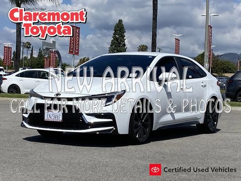 Certified 2026 Toyota Corolla SE image 1