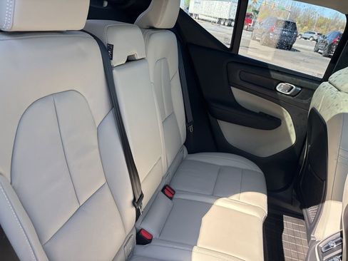 Certified 2023 Volvo XC40 B5 Plus w/ Driver Assist Package image 40