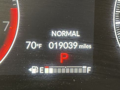 Used 2025 Honda CR-V LX image 5