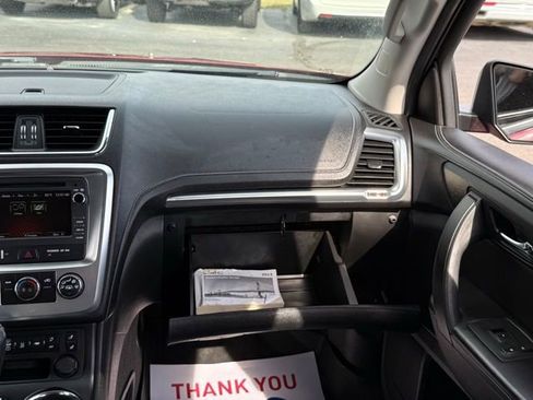 Used 2013 GMC Acadia SLE image 34
