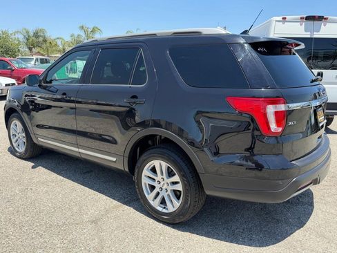 Used 2019 Ford Explorer XLT w/ Equipment Group 201A AWD/4WD image 9
