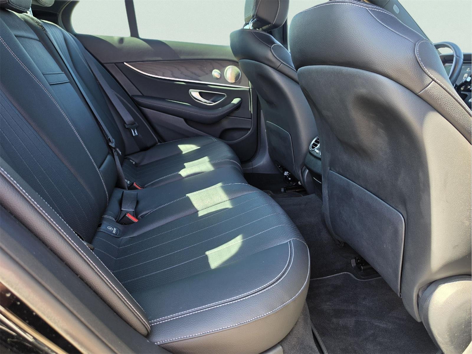 Used 2023 Mercedes-Benz E 350 Sedan image 24