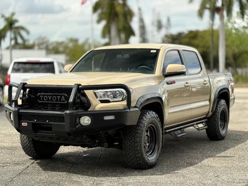 Used 2016 Toyota Tacoma TRD Off-Road w/ Towing Package image 1