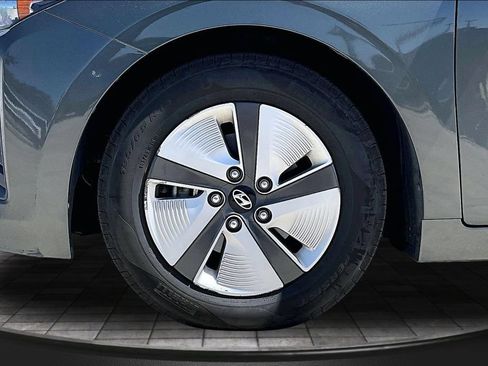 Used 2022 Hyundai Ioniq Blue FWD image 32