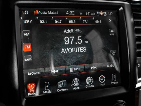 Used 2016 RAM 1500 Laramie w/ Convenience Group AWD/4WD image 41