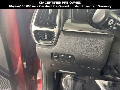 Certified 2023 Kia Sorento LX AWD/4WD image 13