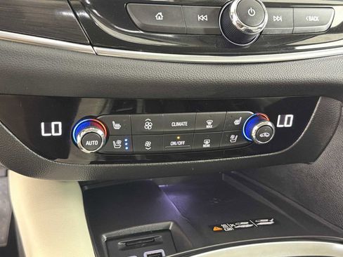 Used 2024 Buick Enclave Premium w/ Sport Touring Edition image 34