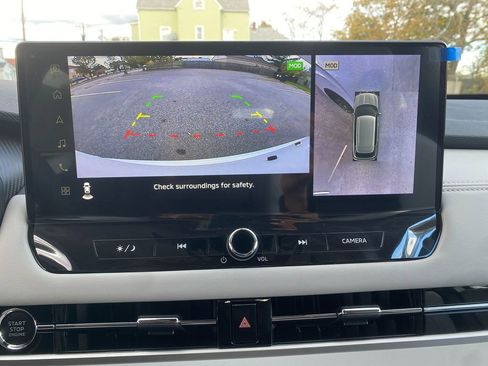 New 2025 Mitsubishi Outlander SE image 21