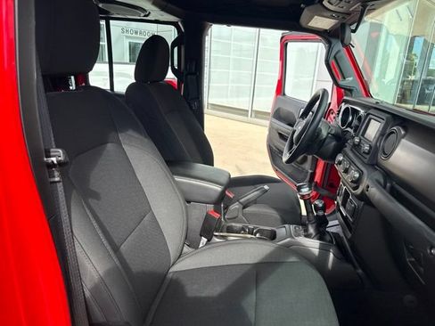 Used 2021 Jeep Gladiator Sport AWD/4WD image 32
