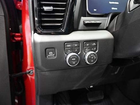 New 2026 GMC Sierra 2500 AT4 image 28