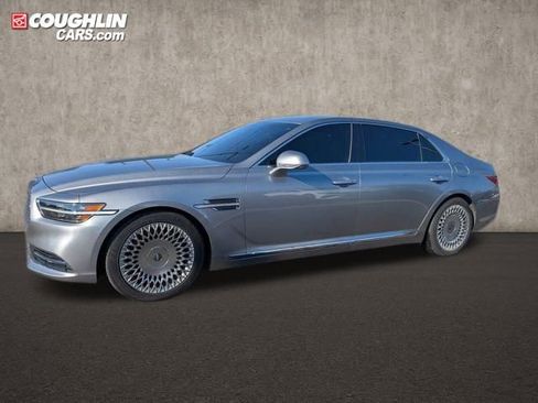 Used 2021 Genesis G90 5.0 Ultimate image 4