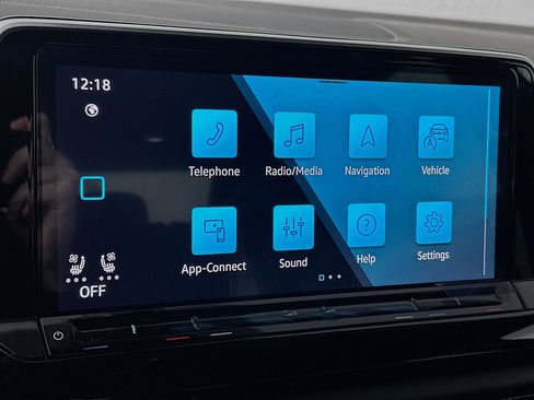 New 2026 Volkswagen Atlas Cross Sport SE image 14