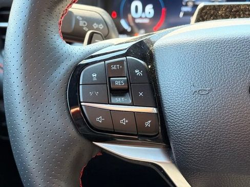Used 2025 Ford Explorer ST AWD/4WD image 25