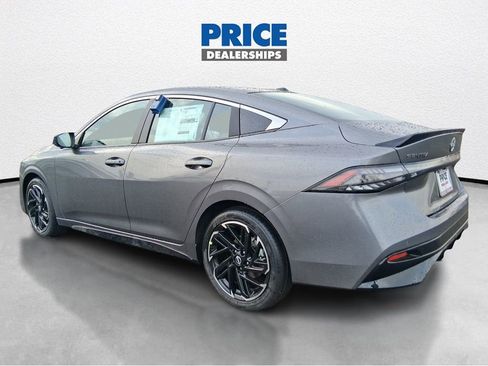 New 2026 Nissan Sentra SR w/ SR Premium Package image 7