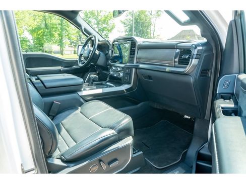 Used 2022 Ford F150 Platinum w/ Equipment Group 701A High AWD/4WD image 18